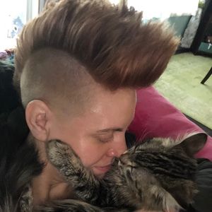 Meet your Posher, Alexandra